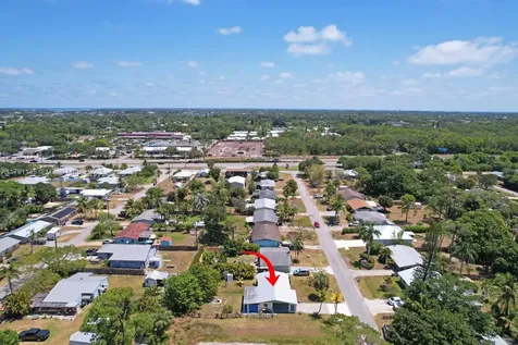 3135 SE Mimosa Street Stuart FL 34997
