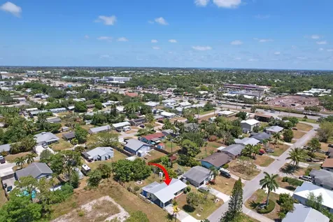 3135 SE Mimosa Street Stuart FL 34997