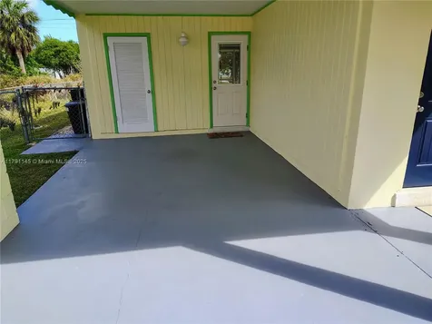 3135 SE Mimosa Street Stuart FL 34997