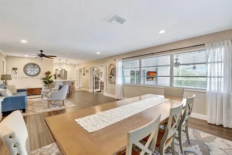5136 SW 90th Avenue Cooper City FL 33328