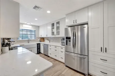 5136 SW 90th Avenue Cooper City FL 33328