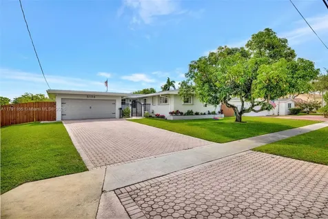 5136 SW 90th Avenue Cooper City FL 33328