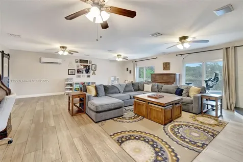 5136 SW 90th Avenue Cooper City FL 33328