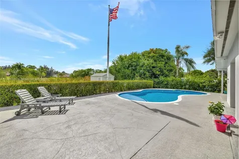 5136 SW 90th Avenue Cooper City FL 33328
