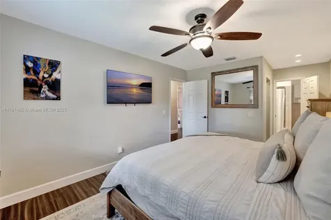 5136 SW 90th Avenue Cooper City FL 33328