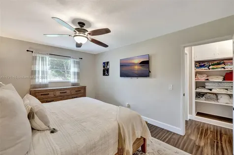 5136 SW 90th Avenue Cooper City FL 33328