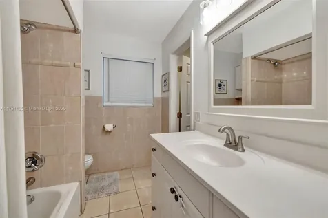 5136 SW 90th Avenue Cooper City FL 33328