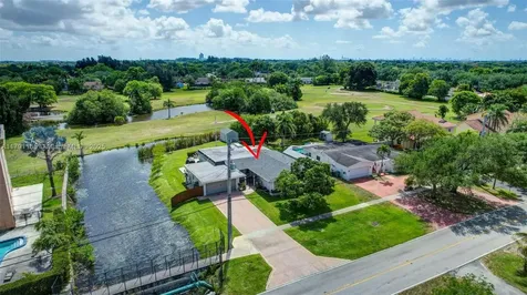 5136 SW 90th Avenue Cooper City FL 33328