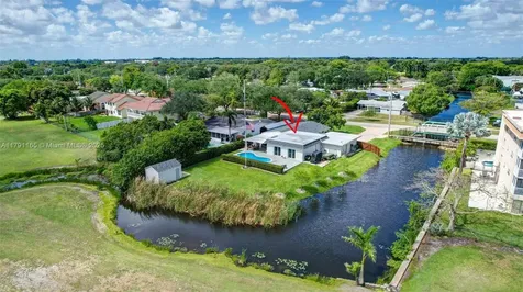5136 SW 90th Avenue Cooper City FL 33328