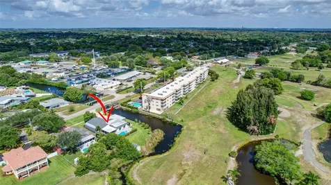 5136 SW 90th Avenue Cooper City FL 33328