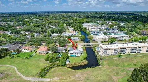 5136 SW 90th Avenue Cooper City FL 33328