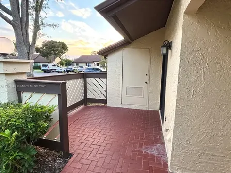 120 Roselle Court Royal Palm Beach FL 33411