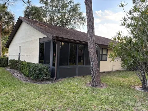 120 Roselle Court Royal Palm Beach FL 33411