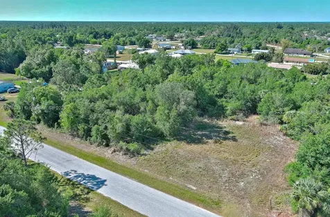 11117 1st Avenue Punta Gorda FL 33955
