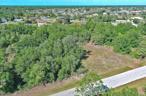 11117 1st Avenue Punta Gorda FL 33955