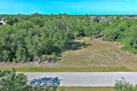 11117 1st Avenue Punta Gorda FL 33955