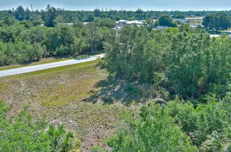 11117 1st Avenue Punta Gorda FL 33955