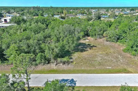 11117 1st Avenue Punta Gorda FL 33955