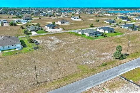 4008 NW 38th Lane Cape Coral FL 33993