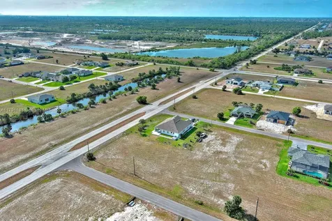 4008 NW 38th Lane Cape Coral FL 33993