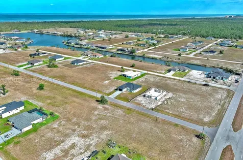 4008 NW 38th Lane Cape Coral FL 33993