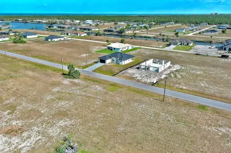 4008 NW 38th Lane Cape Coral FL 33993