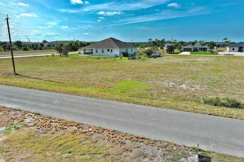 4008 NW 38th Lane Cape Coral FL 33993