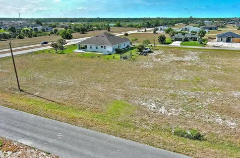4008 NW 38th Lane Cape Coral FL 33993