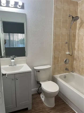7985 NW 8th Street Miami FL 33126