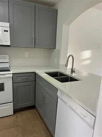 7985 NW 8th Street Miami FL 33126