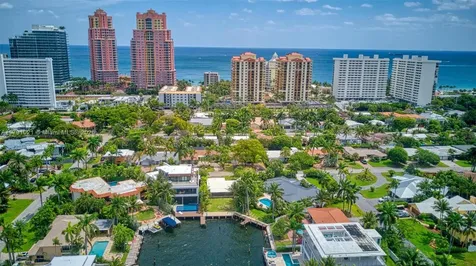2019 NE 31st Avenue Fort Lauderdale FL 33305
