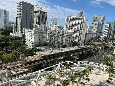 79 SW 12th Street Miami FL 33130