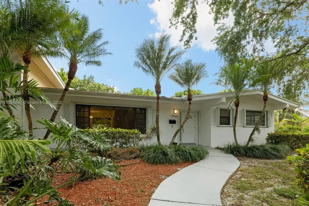 7920 SW 132nd Street Pinecrest FL 33156
