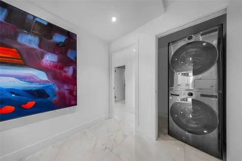 9801 Collins Avenue Bal Harbour FL 33154