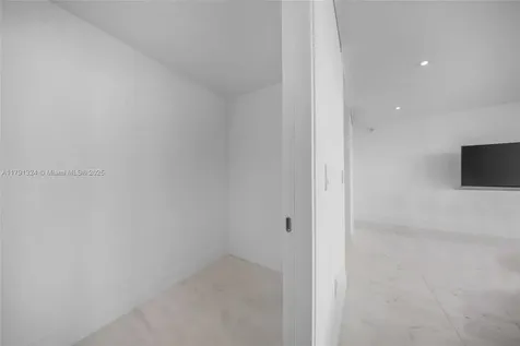 9801 Collins Avenue Bal Harbour FL 33154