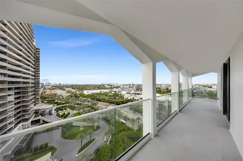 9801 Collins Avenue Bal Harbour FL 33154