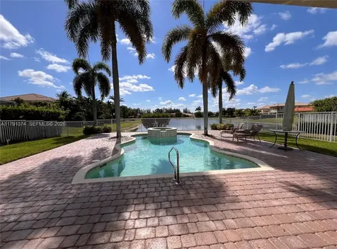 113 Bella Vista Way Royal Palm Beach FL 33411