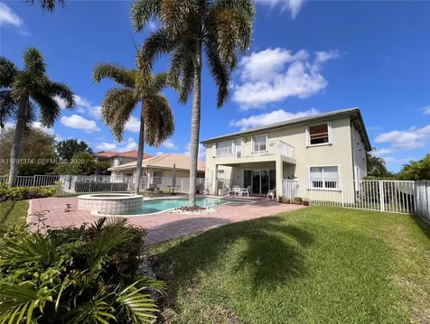113 Bella Vista Way Royal Palm Beach FL 33411