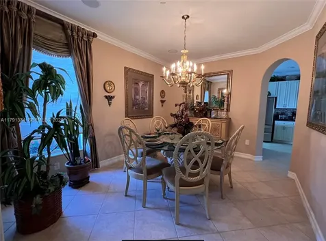113 Bella Vista Way Royal Palm Beach FL 33411