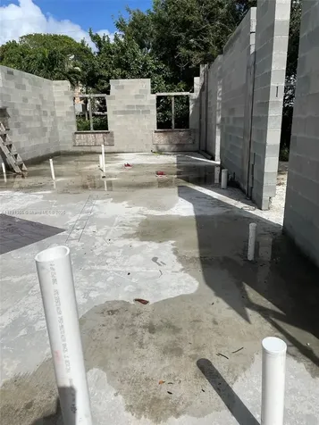 1785 SW 11th Terrace Miami FL 33135