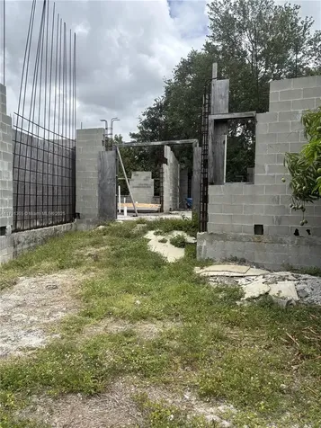 1785 SW 11th Terrace Miami FL 33135