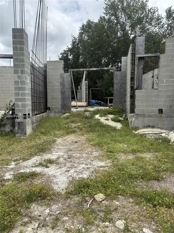 1785 SW 11th Terrace Miami FL 33135