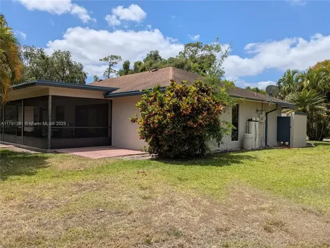 142 Sulky Way Wellington FL 33414