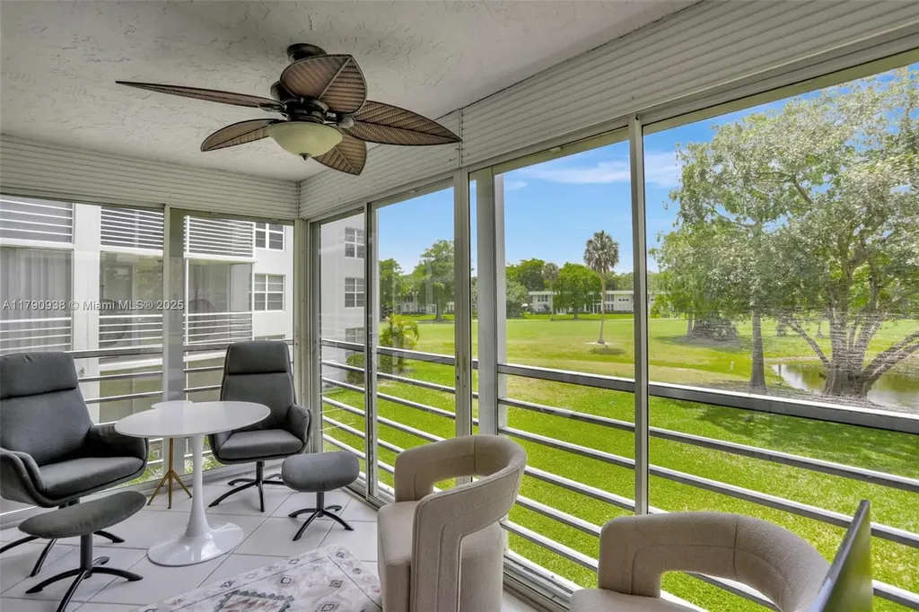 4020 W Palm Aire Drive Pompano Beach FL 33069