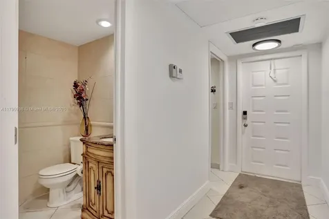 4020 W Palm Aire Drive Pompano Beach FL 33069