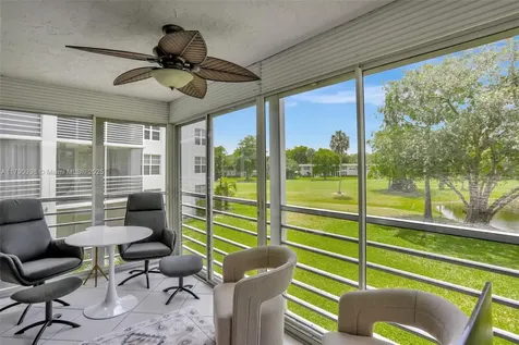 4020 W Palm Aire Drive Pompano Beach FL 33069