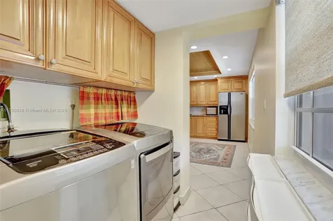 4020 W Palm Aire Drive Pompano Beach FL 33069