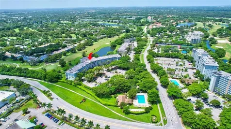 4020 W Palm Aire Drive Pompano Beach FL 33069
