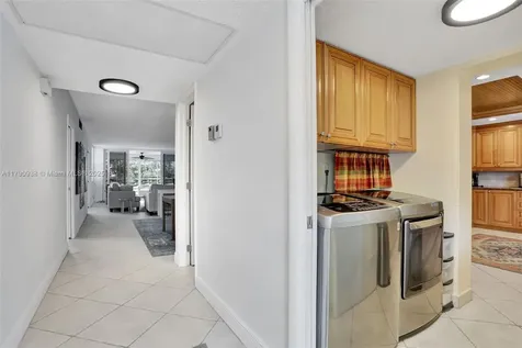 4020 W Palm Aire Drive Pompano Beach FL 33069