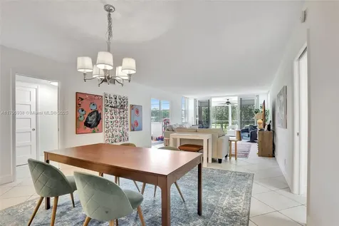 4020 W Palm Aire Drive Pompano Beach FL 33069